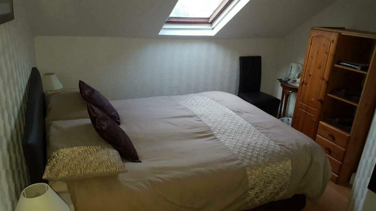 Hallam Guest House Scarborough Room photo